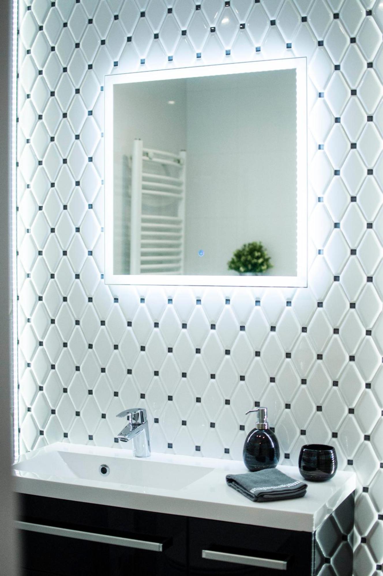 Cracow Jacuzzi Apartments - Silver Room Краков Экстерьер фото