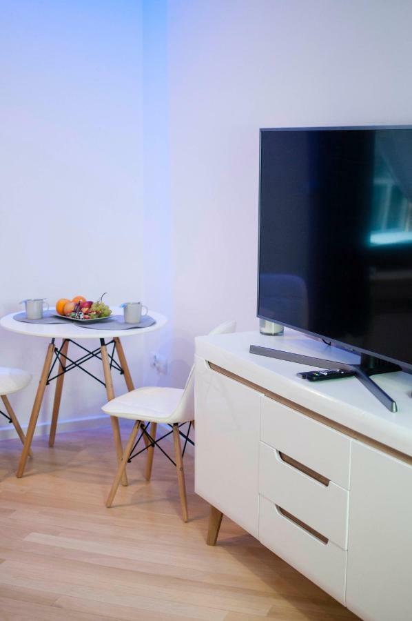 Cracow Jacuzzi Apartments - Silver Room Краков Экстерьер фото
